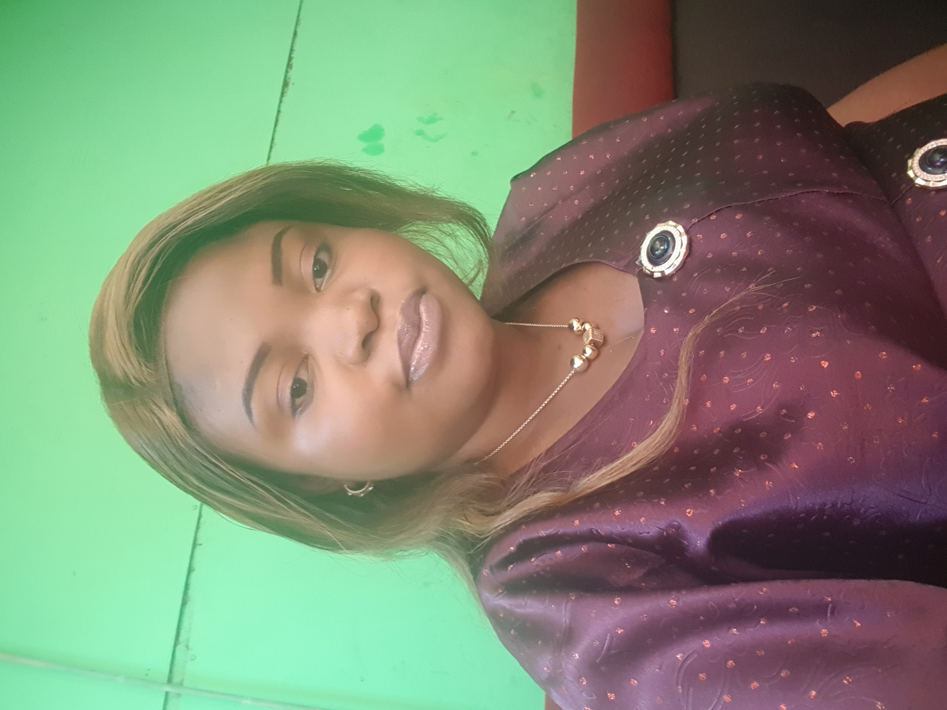 BUSIME MATESO Salomé